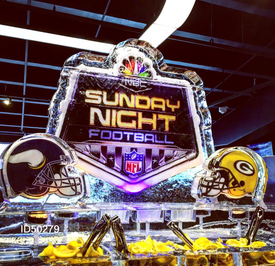 ice carving vikings packers sunday night football nfl minnesota